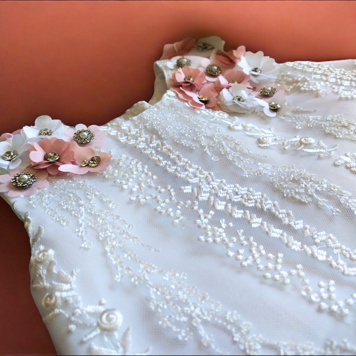 Ropón Niña Blanco T1P-0015  - T2 P-0016 -T3 P-0017