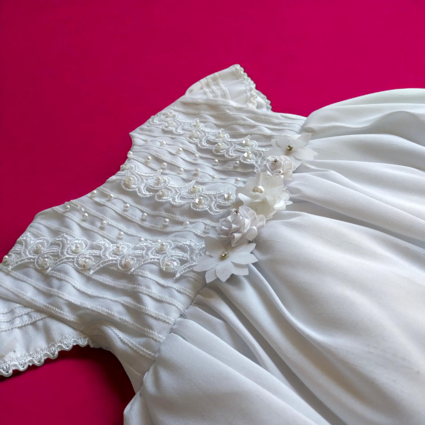 Batita de Bautizo “Aurora Blanca” — Pieza Única